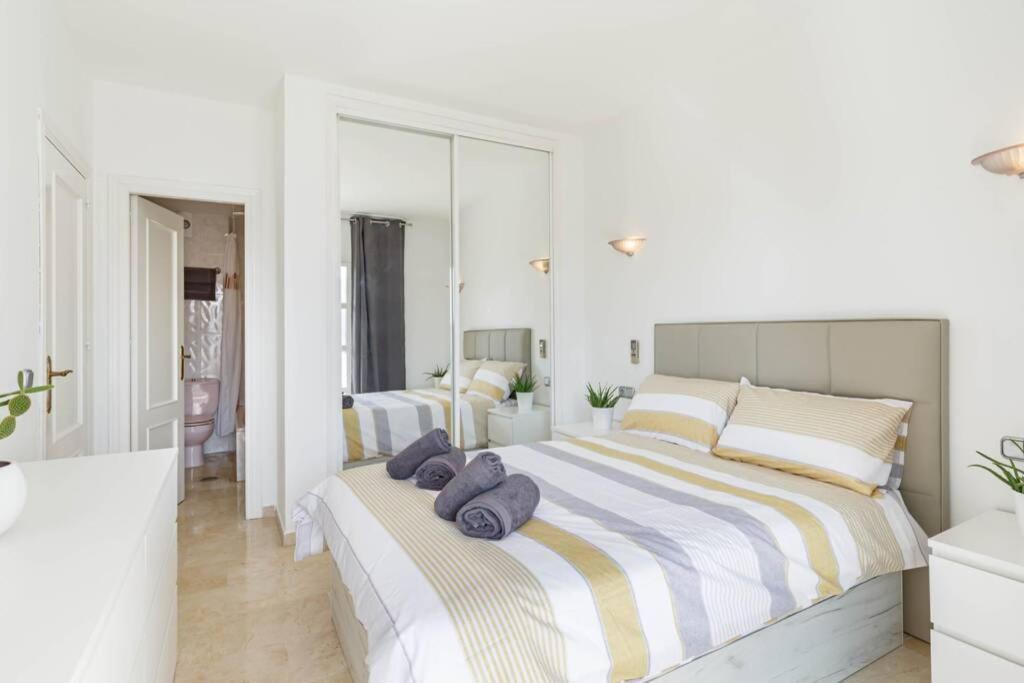 Stylish One Bed Apartment At Matchroom Country Club Fuengirola Exterior photo