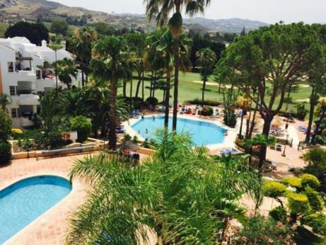 Stylish One Bed Apartment At Matchroom Country Club Fuengirola Exterior photo